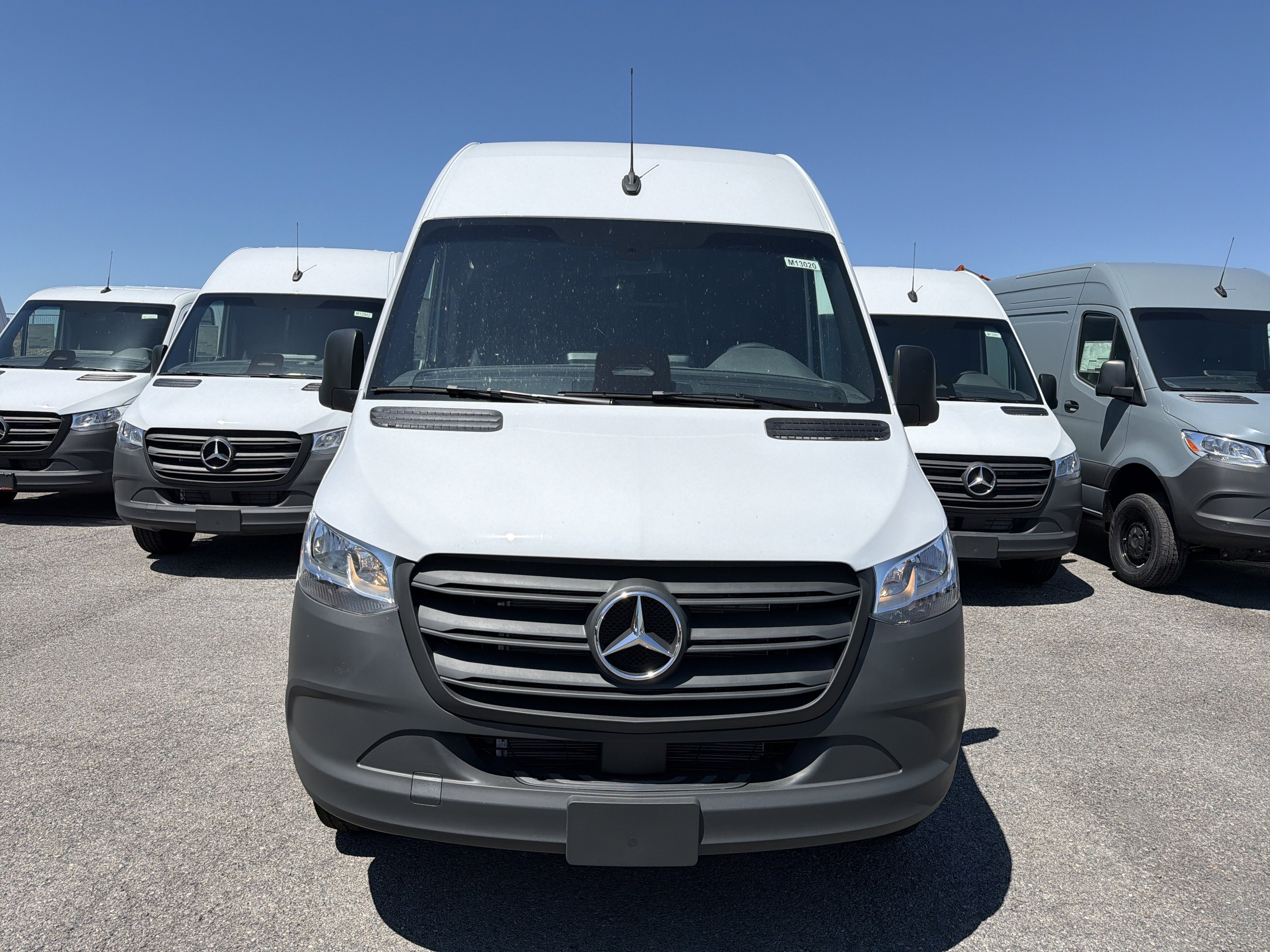 2026 Mercedes-Benz Sprinter Cargo Van 2500 High Roof I4 Diesel HO 170 RWD