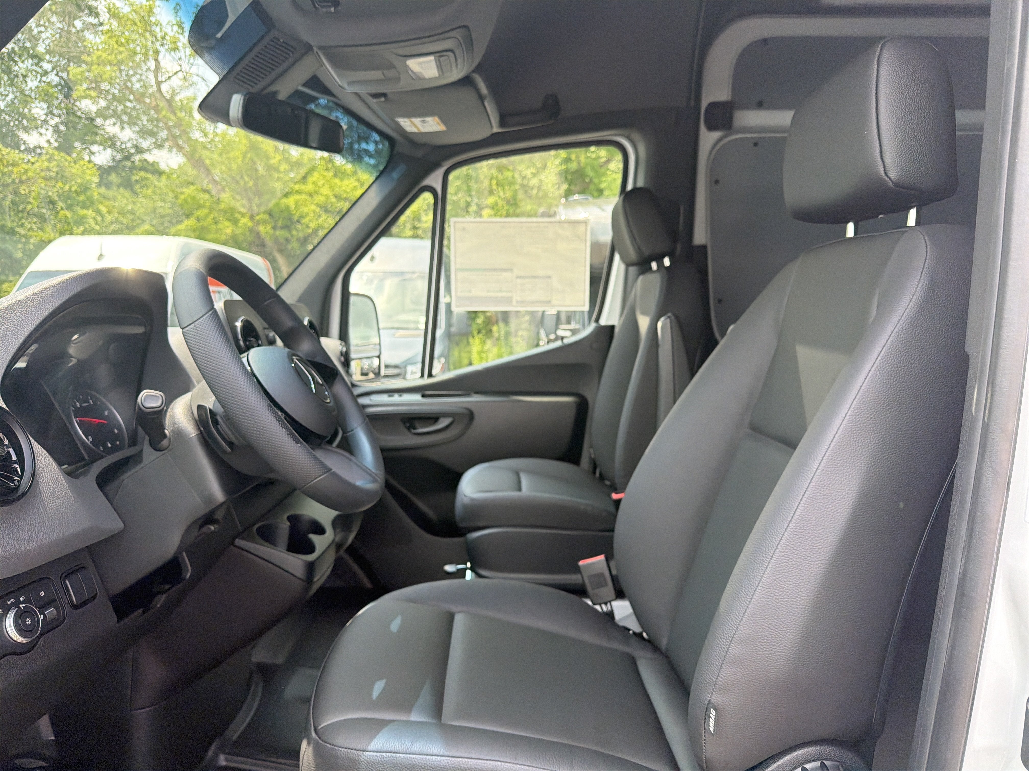 2026 Mercedes-Benz Sprinter Cargo Van 2500 High Roof I4 Diesel HO 170 RWD