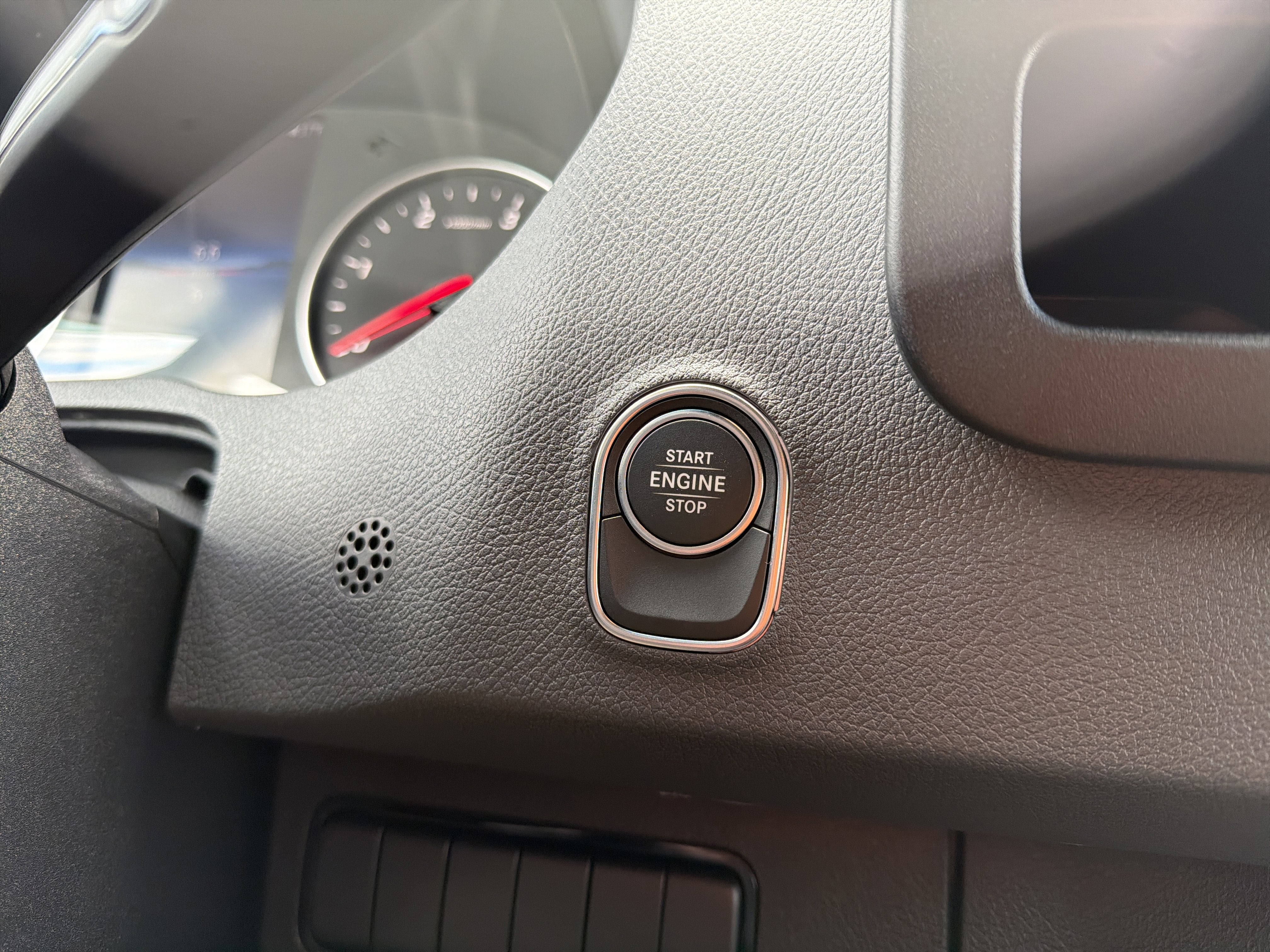 2026 Mercedes-Benz Sprinter Cargo Van 2500 High Roof I4 Diesel HO 170 RWD