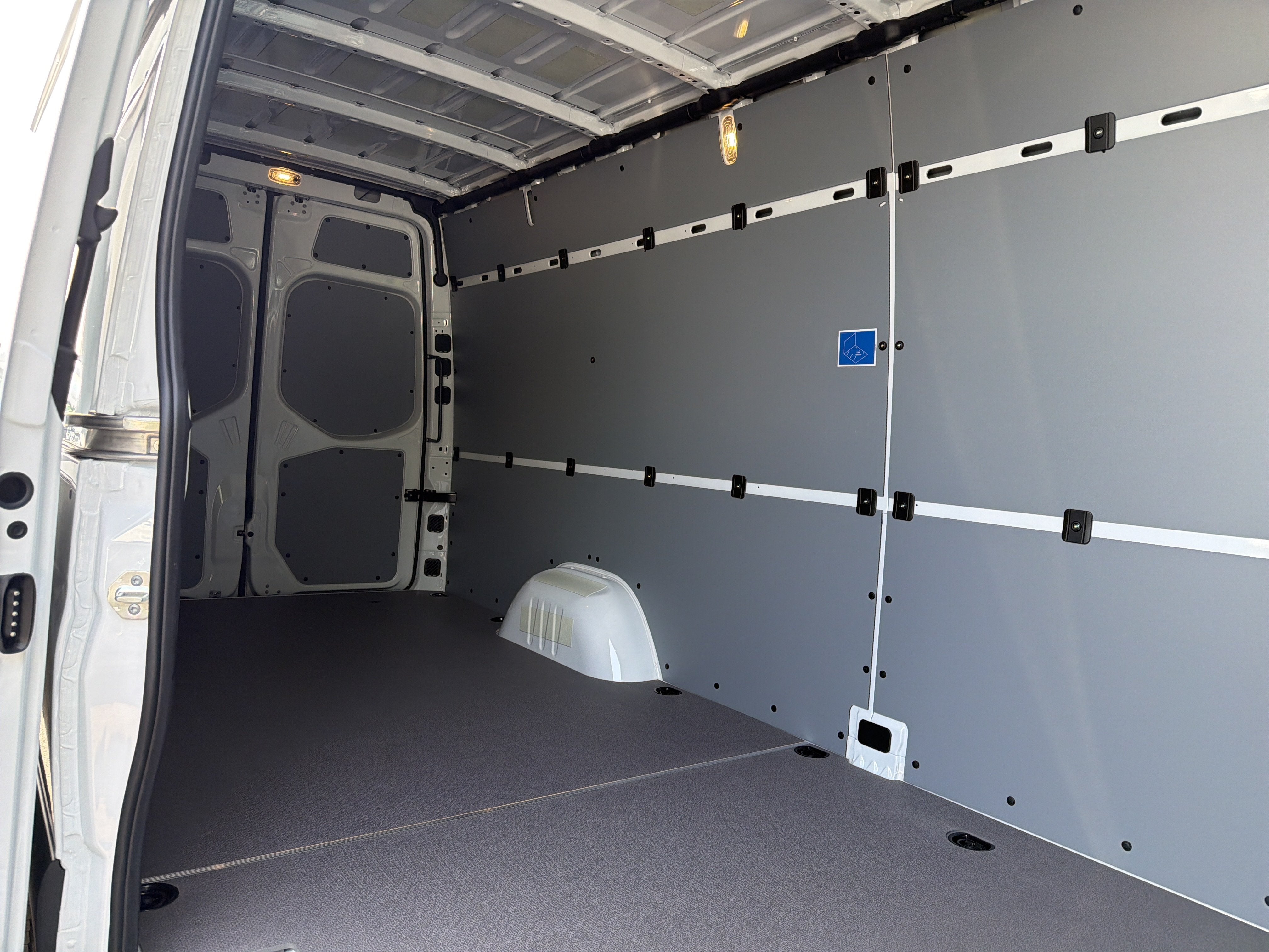 2026 Mercedes-Benz Sprinter Cargo Van 2500 High Roof I4 Diesel HO 170 AWD
