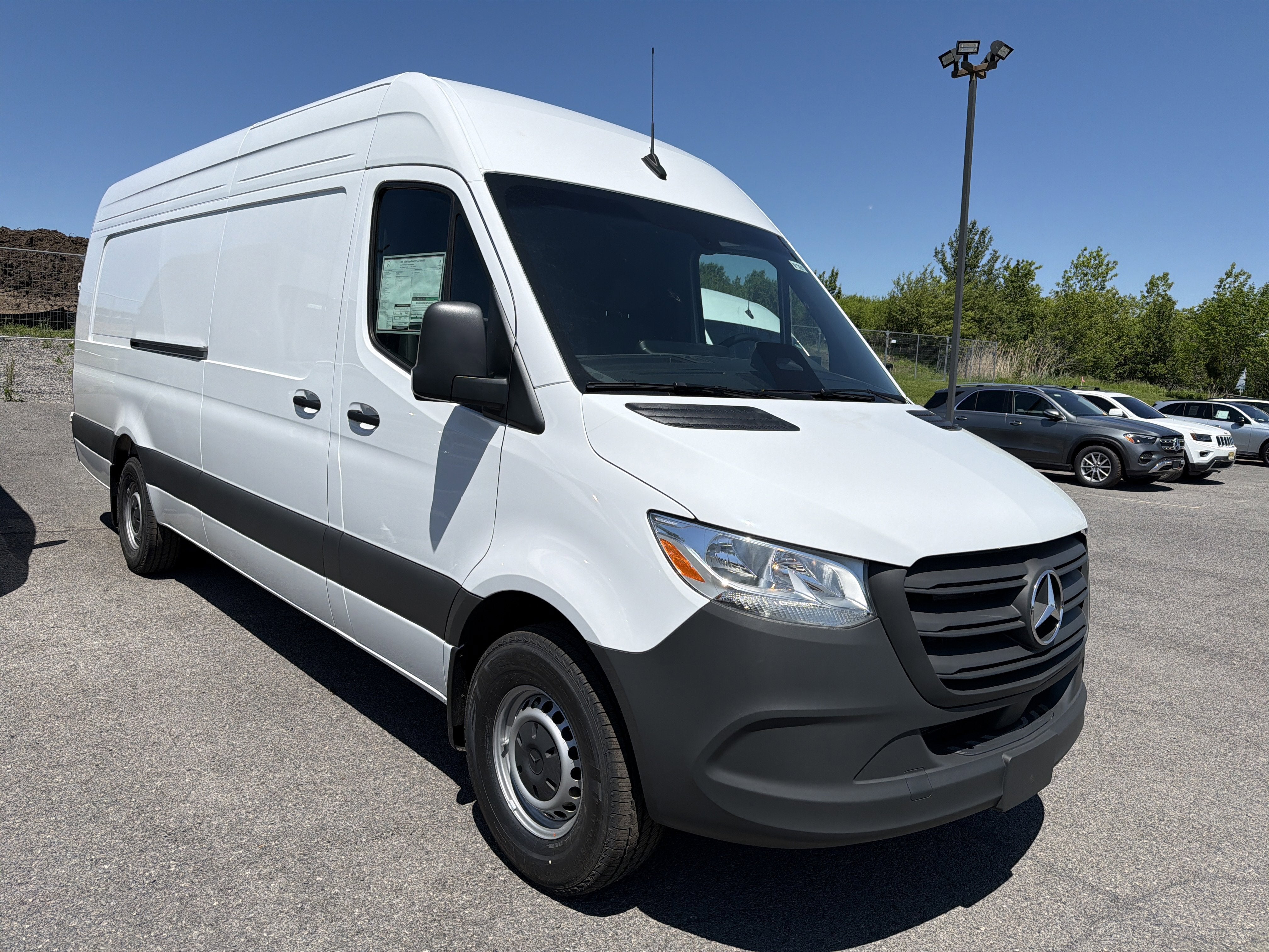 2026 Mercedes-Benz Sprinter Cargo Van 2500 High Roof I4 Diesel HO 170 Extended RWD