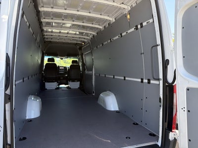 2026 Mercedes-Benz Sprinter Cargo Van 2500 High Roof I4 Diesel HO 170 Extended RWD