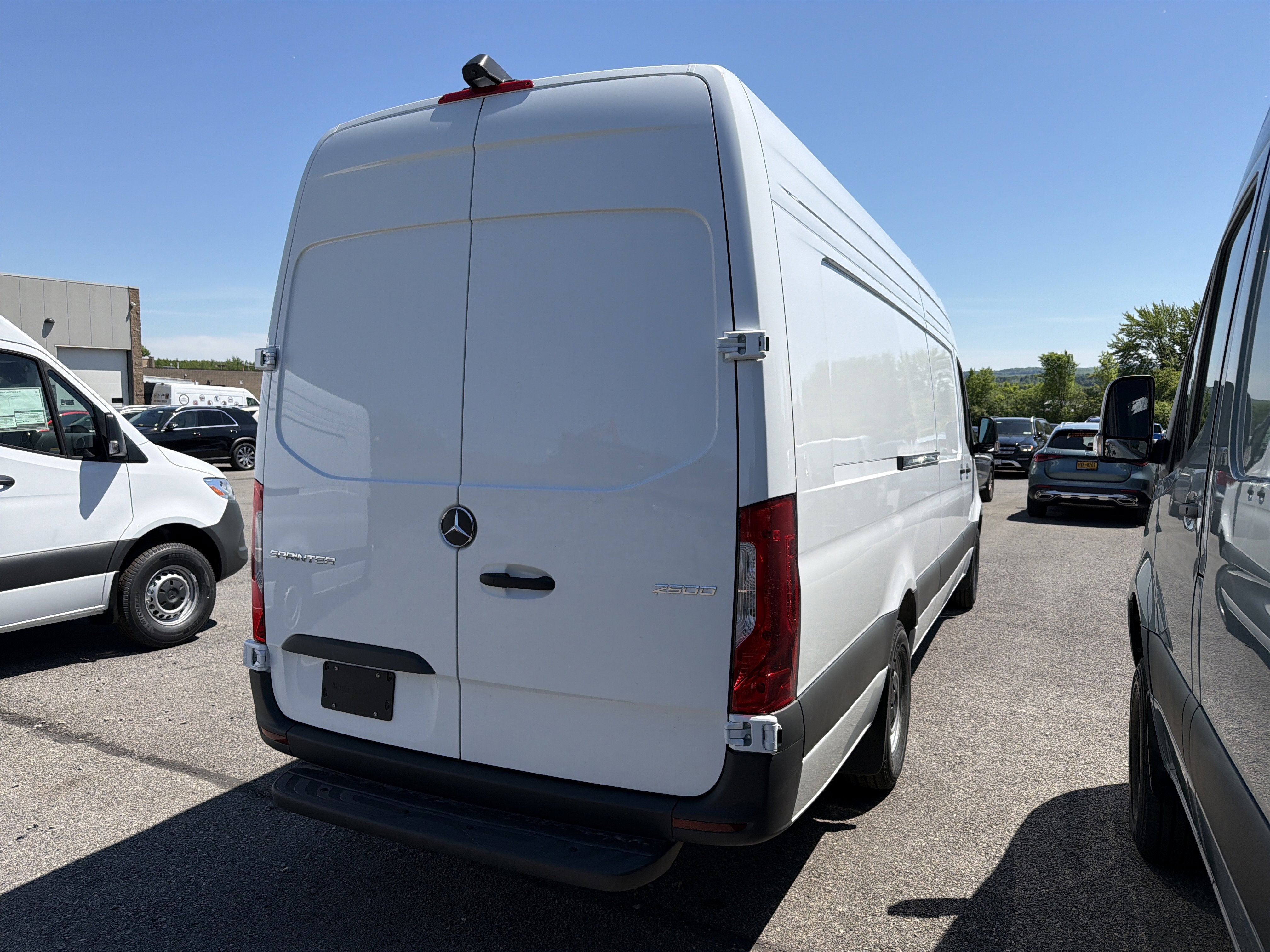 2026 Mercedes-Benz Sprinter Cargo Van 2500 High Roof I4 Diesel HO 170 Extended RWD