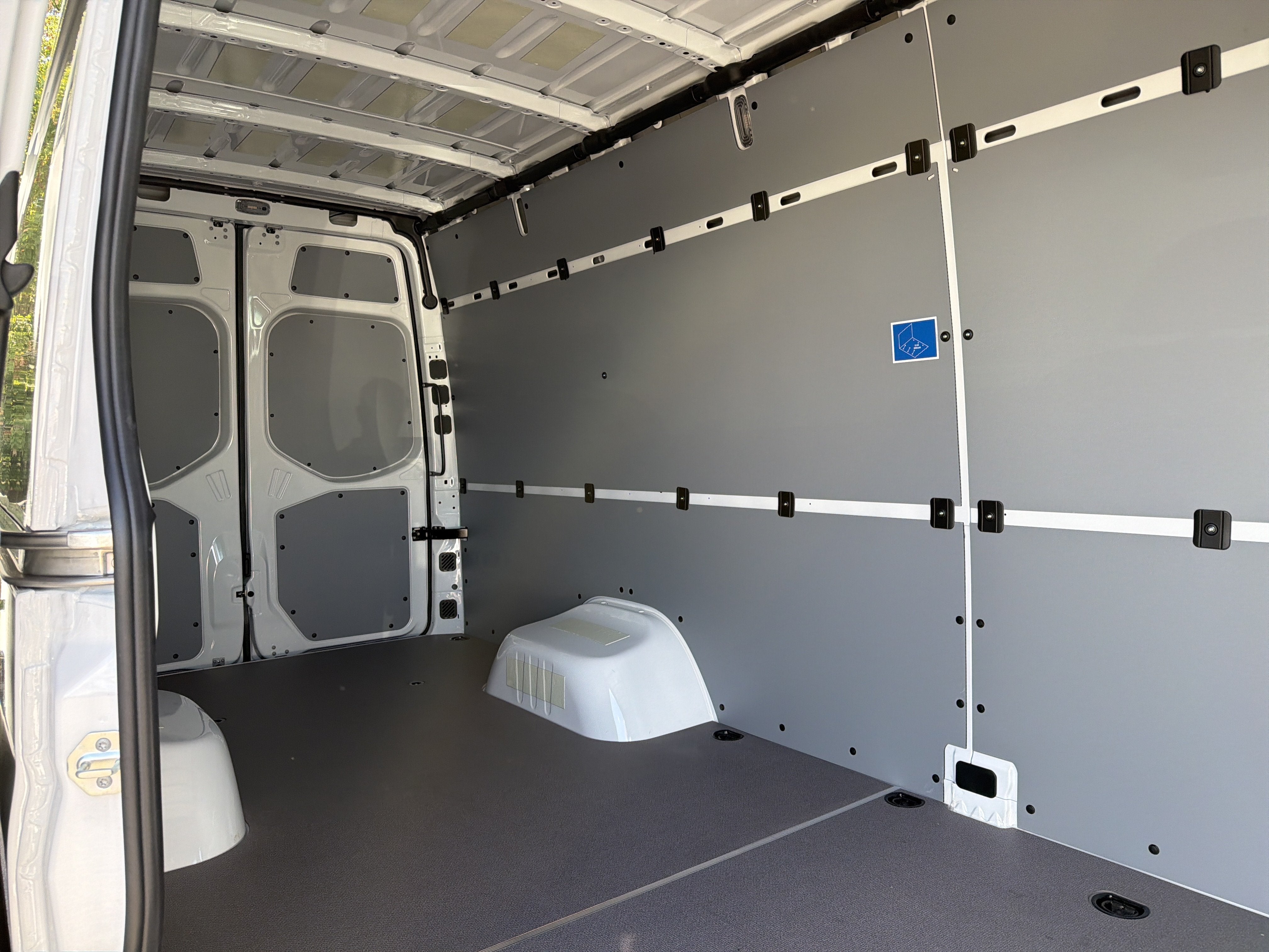 2026 Mercedes-Benz Sprinter Cargo Van 3500 High Roof I4 Diesel HO 170 RWD