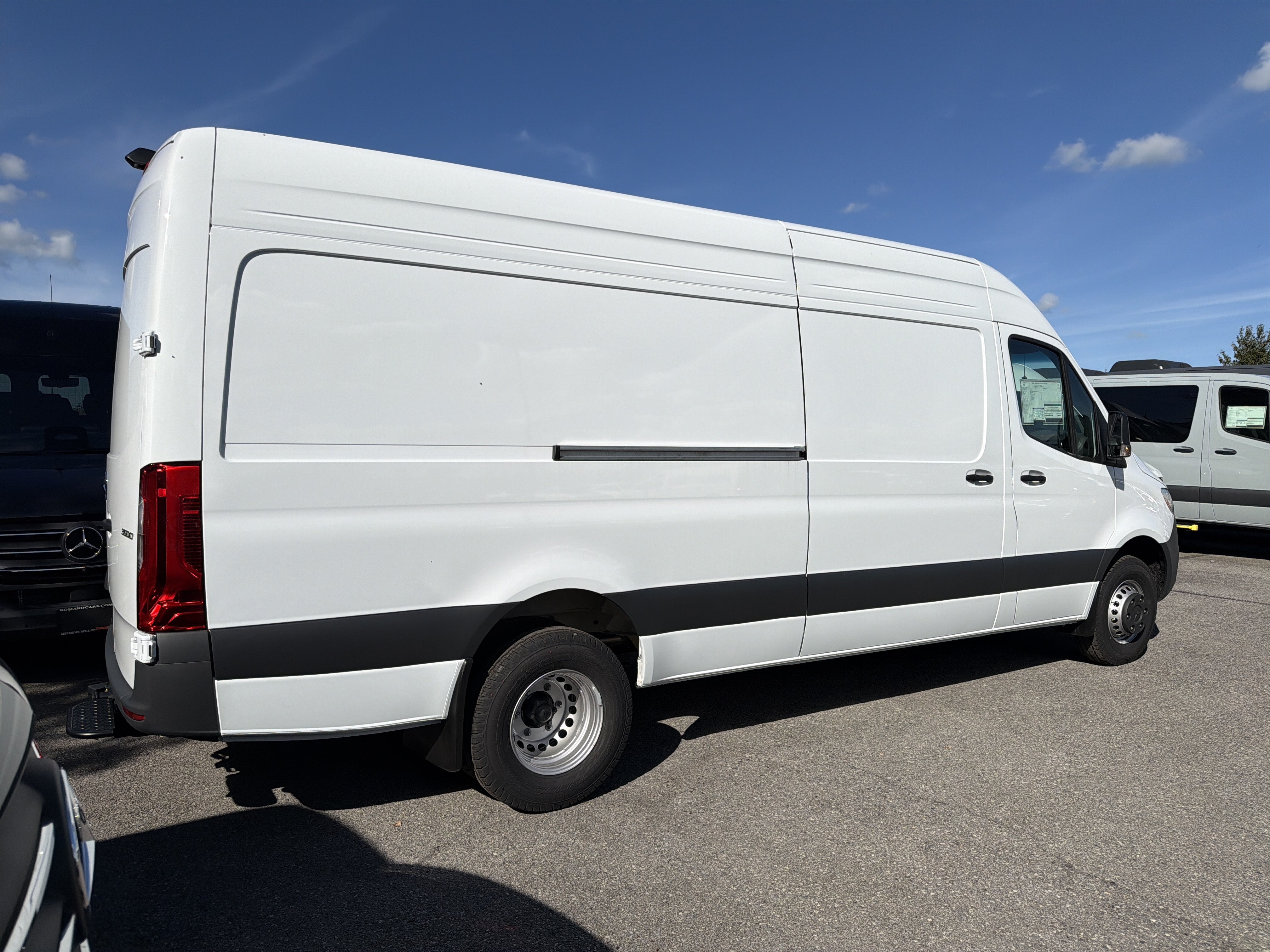 2026 Mercedes-Benz Sprinter Cargo Van 3500 High Roof I4 Diesel HO 170 RWD