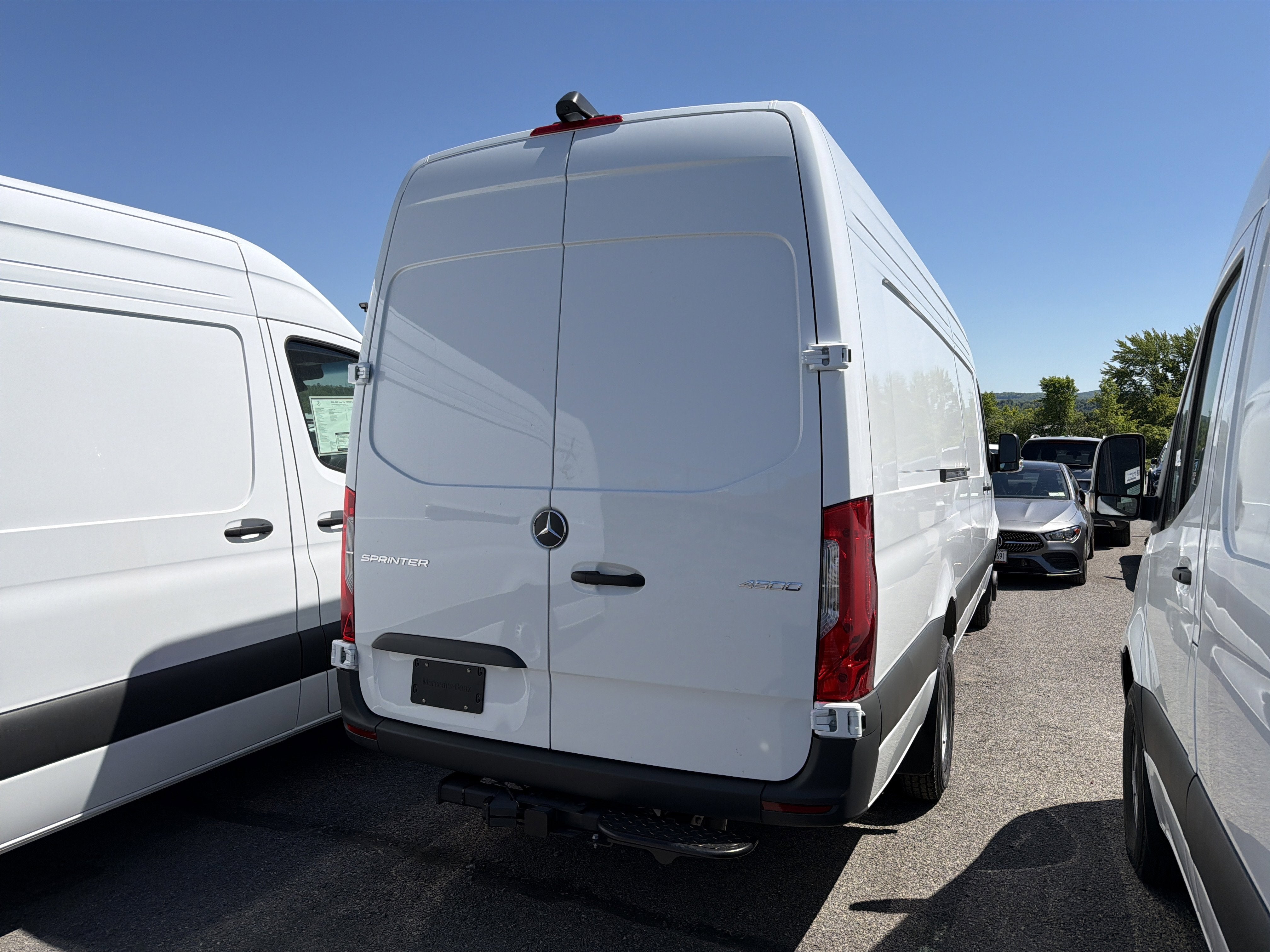 2026 Mercedes-Benz Sprinter Cargo Van 4500 High Roof I4 Diesel HO 170 Extended RWD