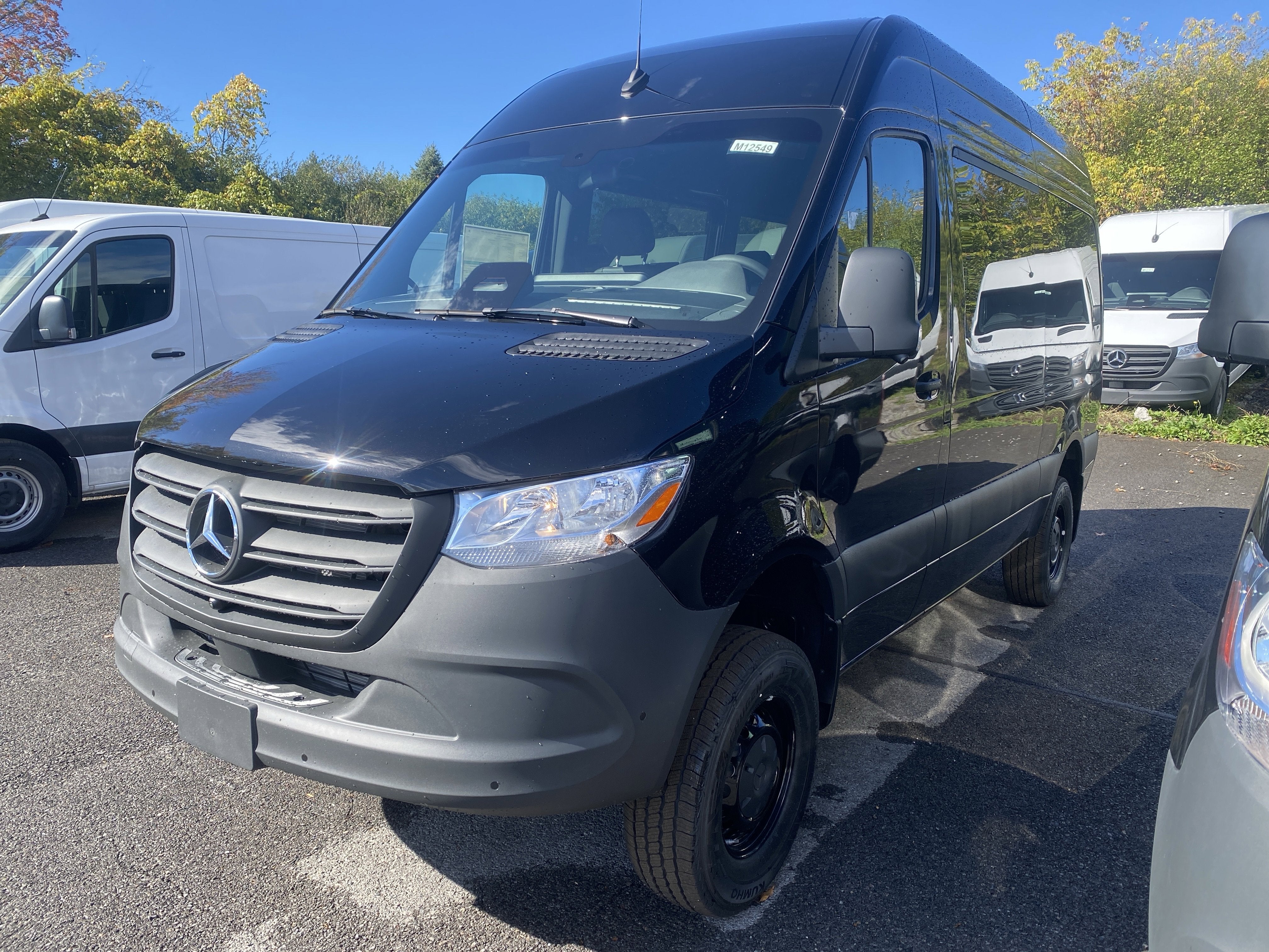 2025 Mercedes-Benz Sprinter Passenger Van 2500 High Roof I4 Diesel HO 144 AWD