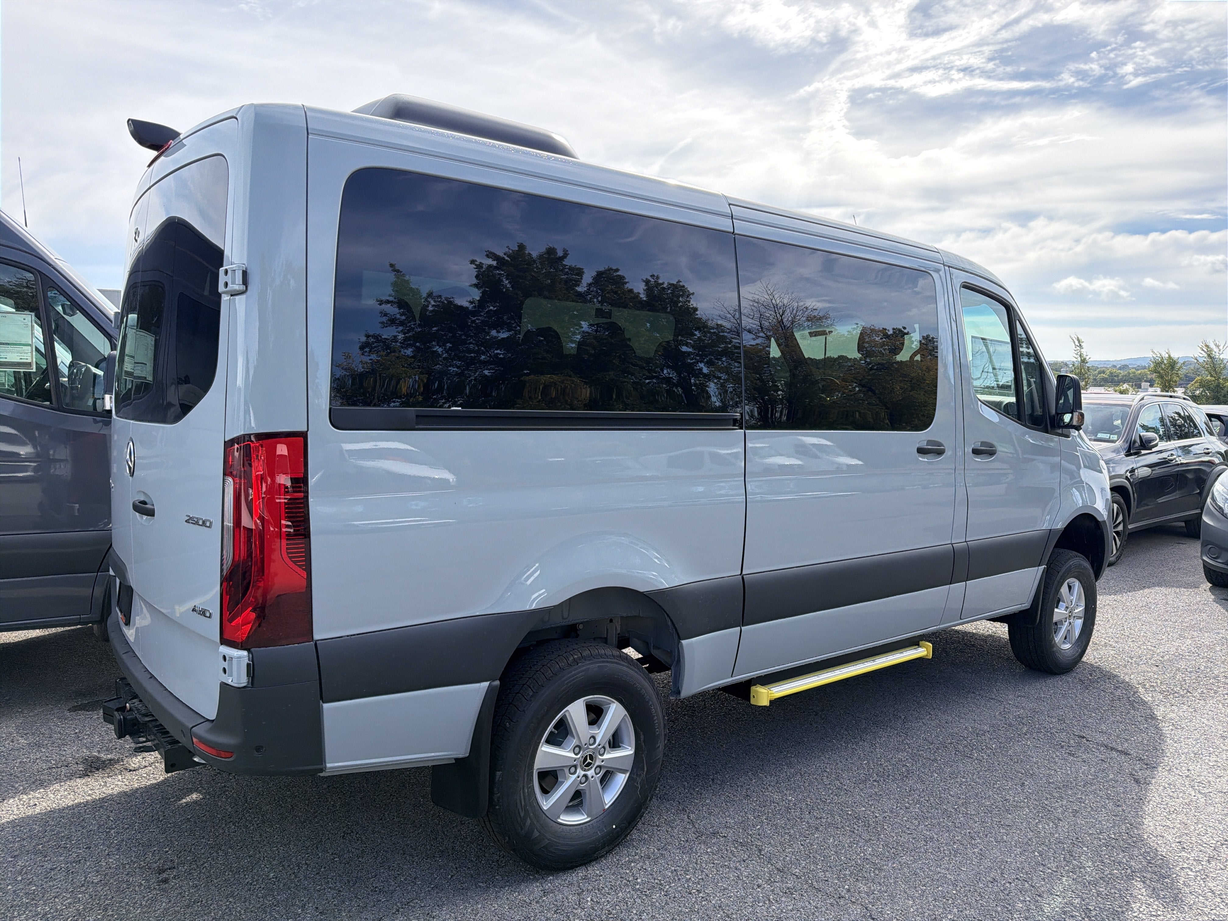 2026 Mercedes-Benz Sprinter Passenger Van 2500 Standard Roof I4 Diesel HO 144 AWD