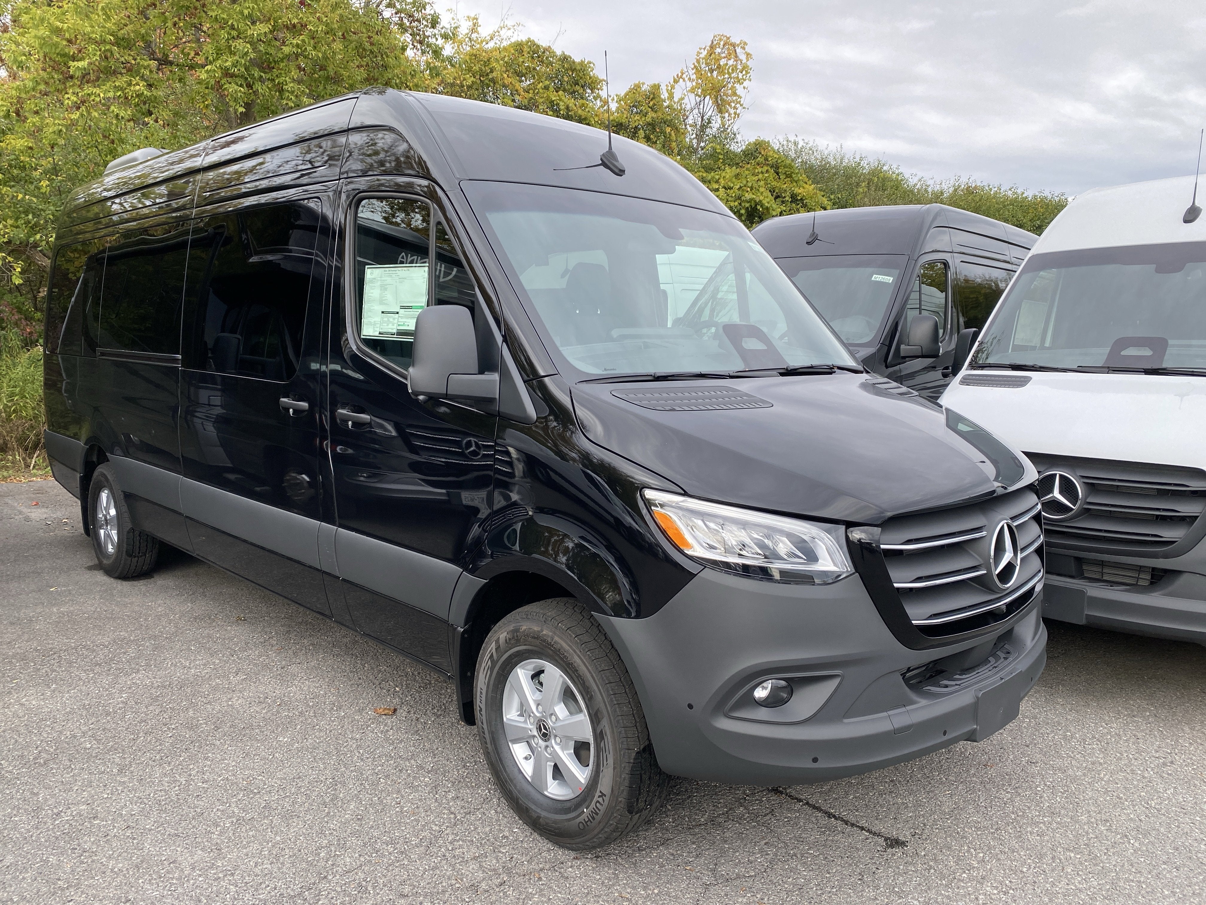 2026 Mercedes-Benz Sprinter Passenger Van 2500 High Roof I4 Diesel HO 170 RWD