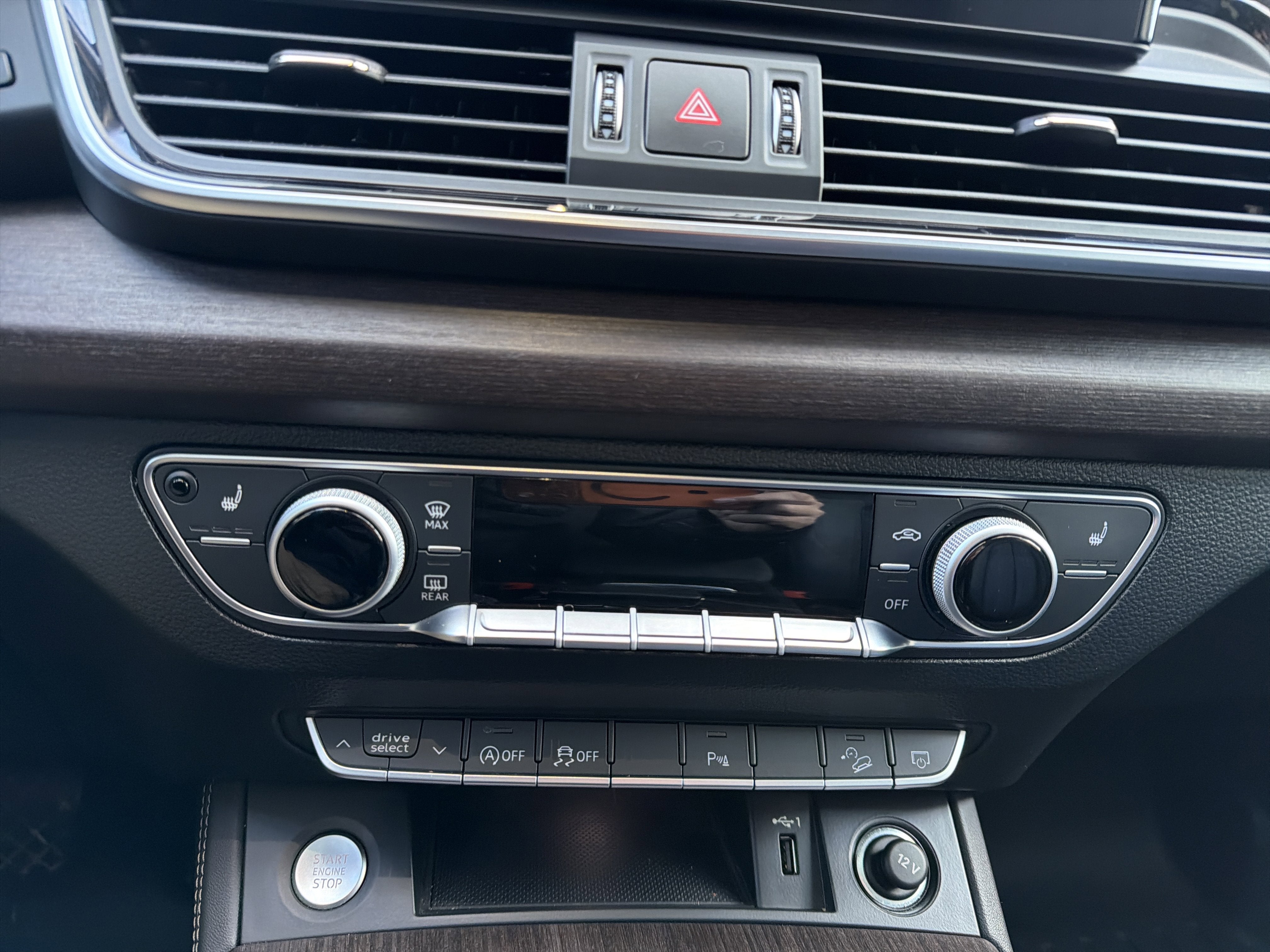 2022 Audi Q5 S line Premium Plus 45 TFSI quattro