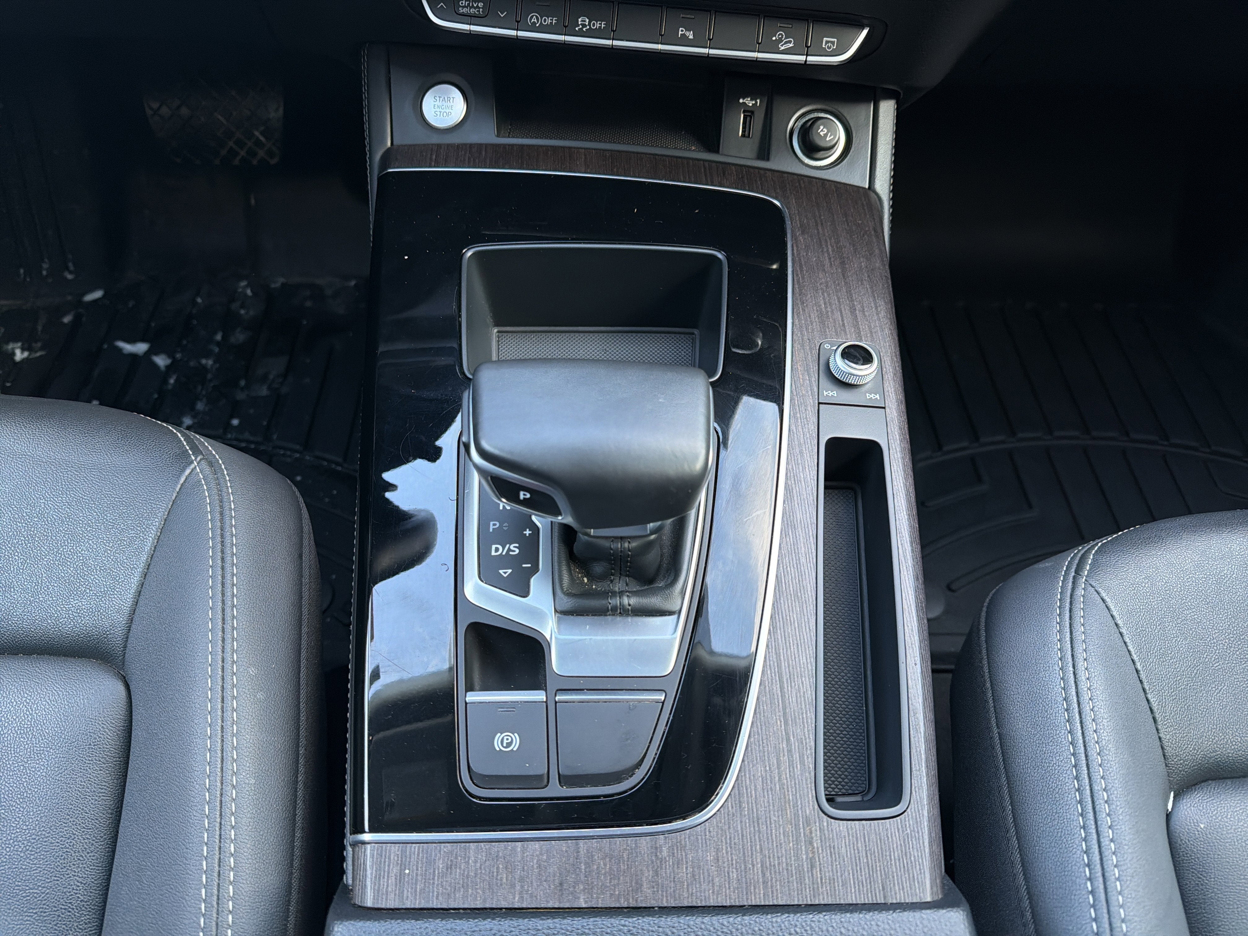 2022 Audi Q5 S line Premium Plus 45 TFSI quattro