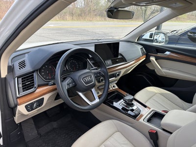 2022 Audi Q5 S line Premium 45 TFSI quattro