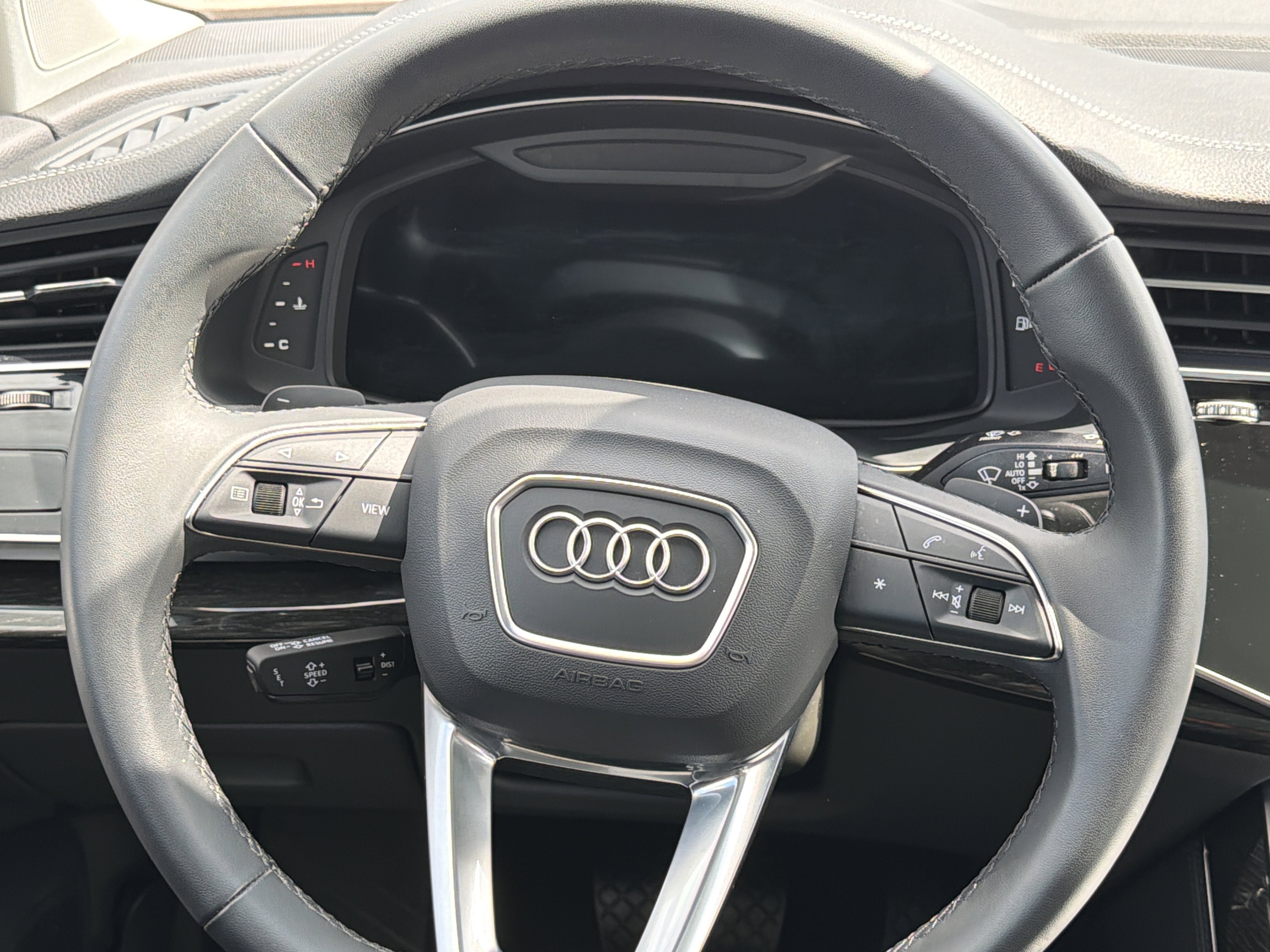 2023 Audi Q7 Prestige 55 TFSI quattro