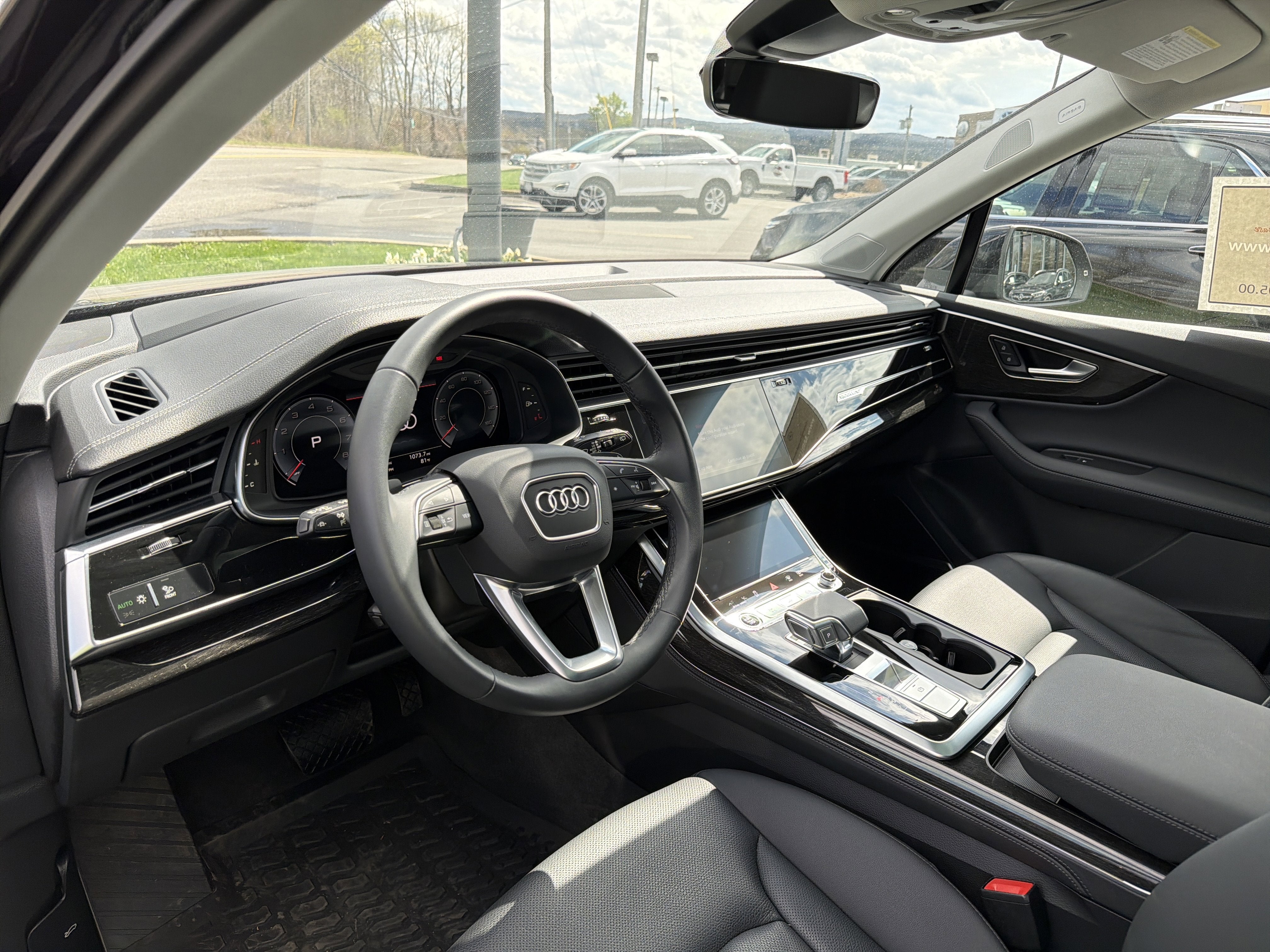 2023 Audi Q7 Prestige 55 TFSI quattro