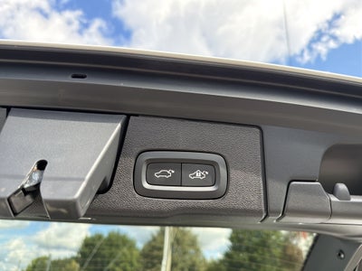 2026 Volvo XC60 B5 AWD Ultra