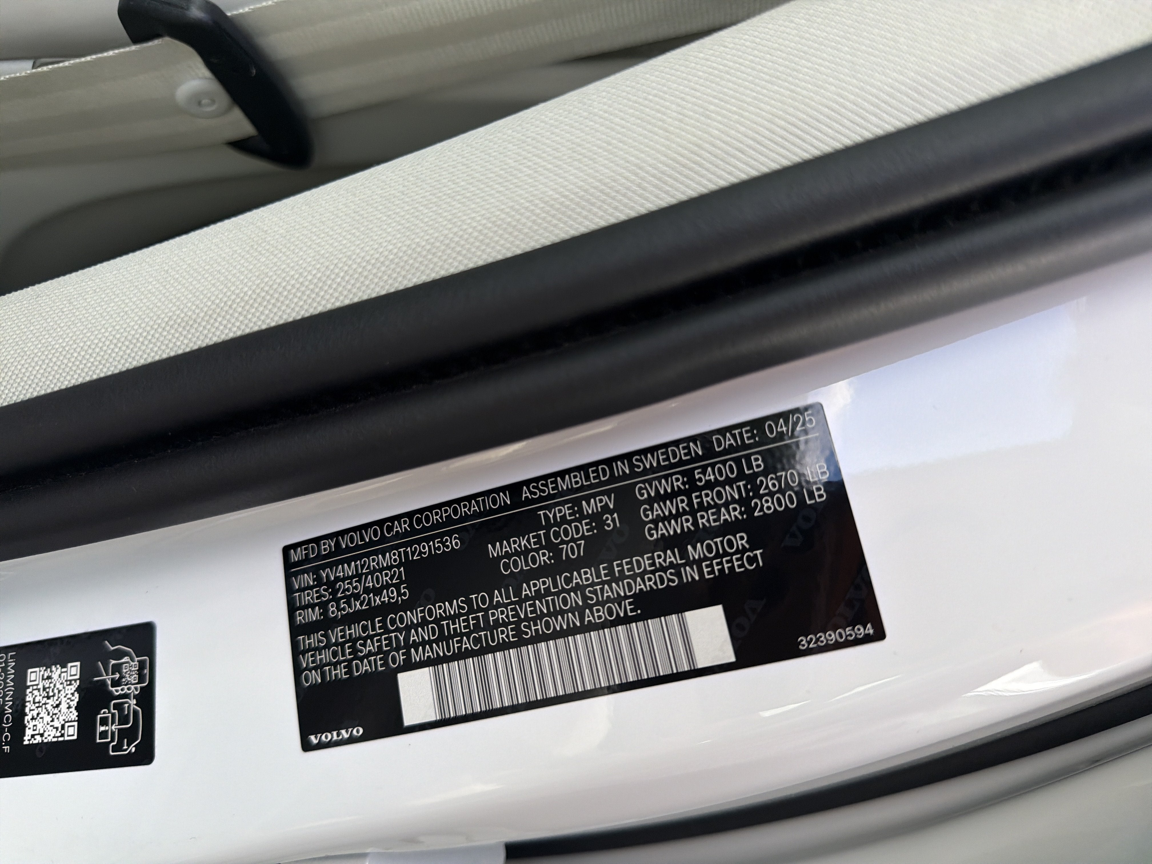 2026 Volvo XC60 B5 AWD Ultra